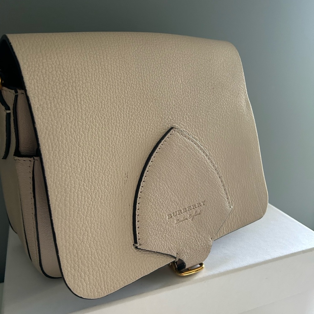 Burberry Beige Crossbody Leather Shoulder Bag